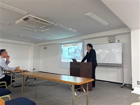 総会の様子2